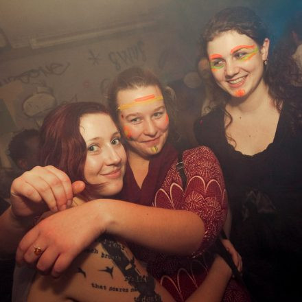 Schwester Semester @ the Loft
