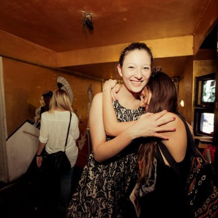 Schwester Semester @ the Loft