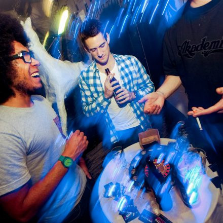 Schwester Semester @ the Loft