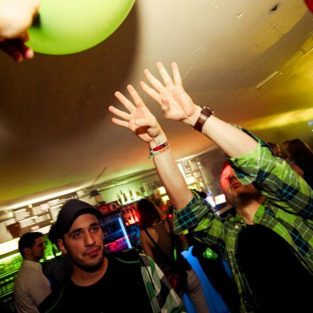Schwester Semester @ the Loft