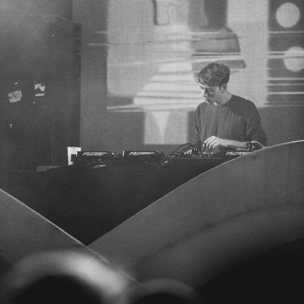 FM4 & Volume pres. Camo & Krooked Zeitgeist Album Tour @ Mainframe, Arena [photography: Optical Engineers]