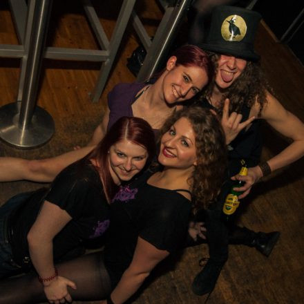Addicted to Female Rockpower @ U4