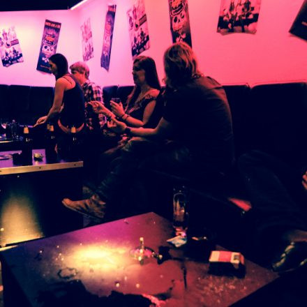 Addicted to Female Rockpower @ U4