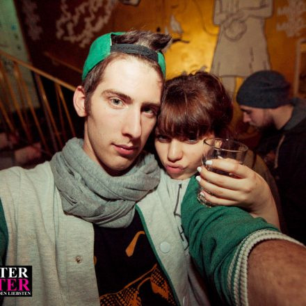 Schwester Semester @ The Loft