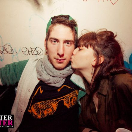 Schwester Semester @ The Loft