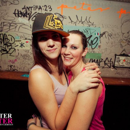 Schwester Semester @ The Loft