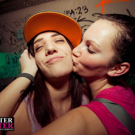 Schwester Semester @ The Loft