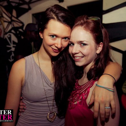 Schwester Semester @ The Loft