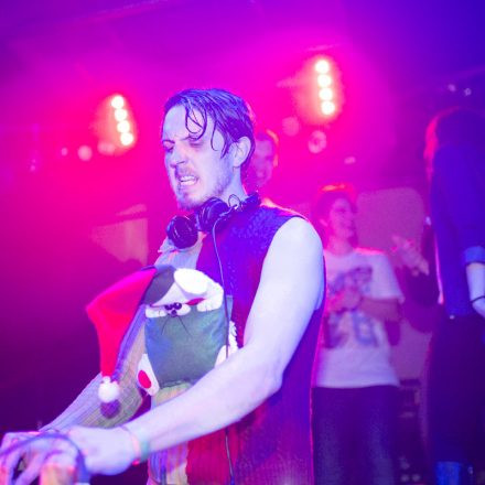 Tanzlust - >Weihnachtsfreude< (Good Life Crew) @ Fluc_Wanne