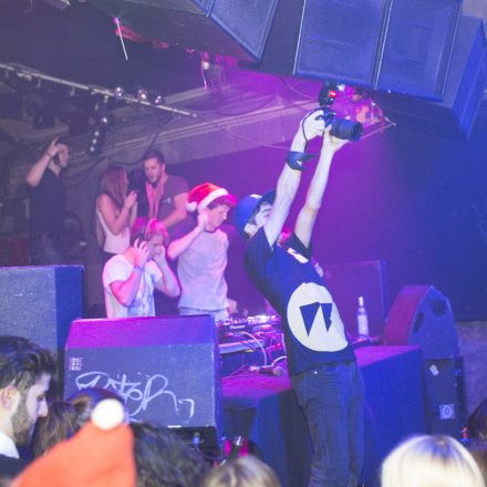 Tanzlust - >Weihnachtsfreude< (Good Life Crew) @ Fluc_Wanne