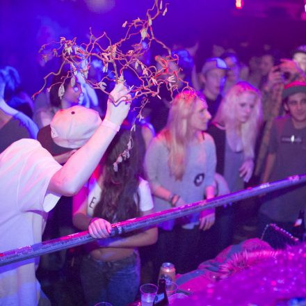 Tanzlust - >Weihnachtsfreude< (Good Life Crew) @ Fluc_Wanne