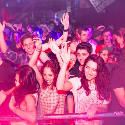 Tanzlust - >Weihnachtsfreude< (Good Life Crew) @ Fluc_Wanne