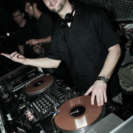 Step Forward @ Cafe Leopold