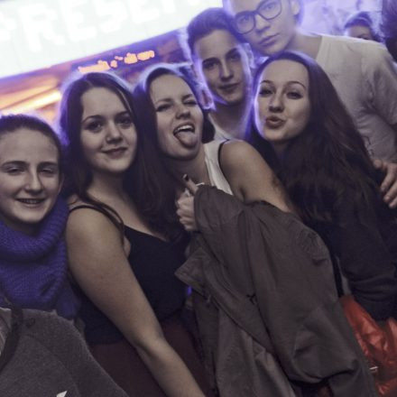 Whateva! mit MAKJ @ Flex