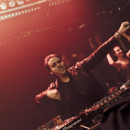 Whateva! mit MAKJ @ Flex