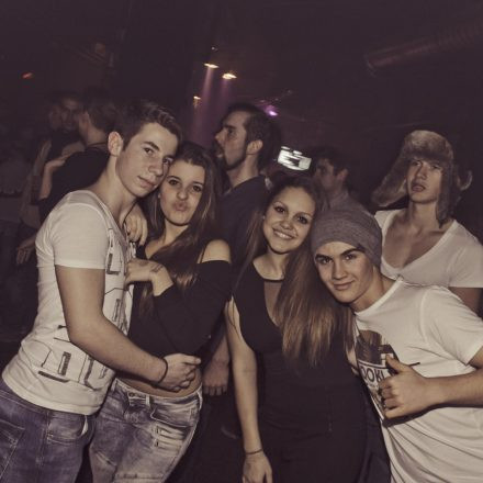 Whateva! mit MAKJ @ Flex