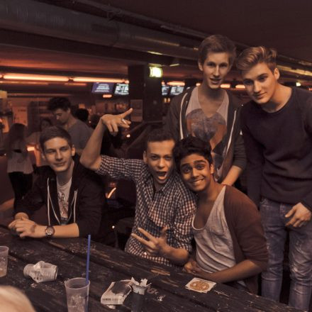 Whateva! mit MAKJ @ Flex