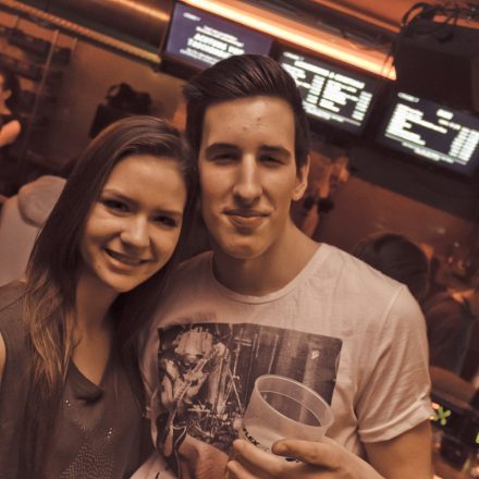 Whateva! mit MAKJ @ Flex