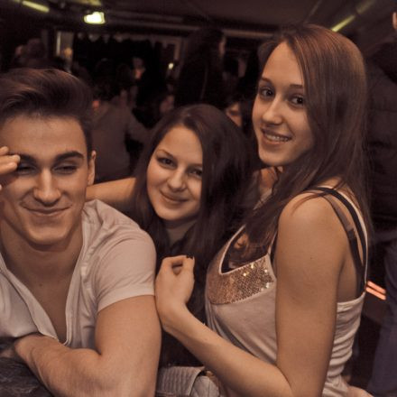 Whateva! mit MAKJ @ Flex