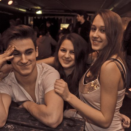 Whateva! mit MAKJ @ Flex