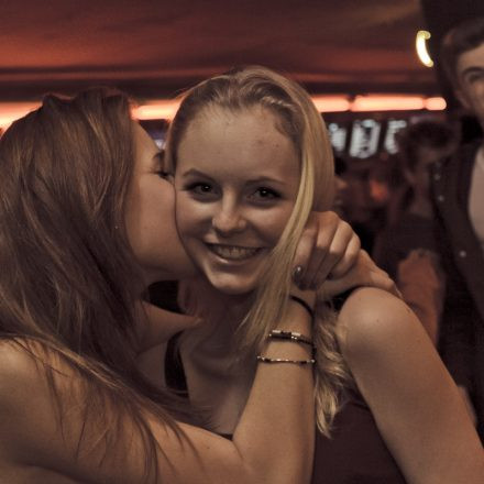 Whateva! mit MAKJ @ Flex