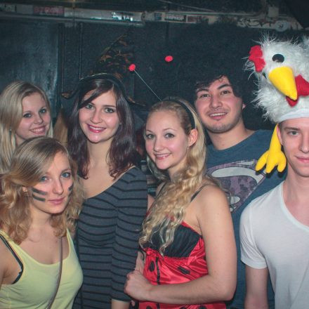 Tanzlust - Faschingsfreude @ Fluc_Wanne