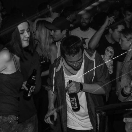 Switch! pres. Cabin fever @ Camera Club