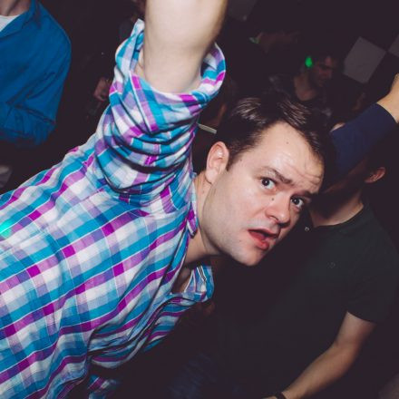 Darf denn Liebe Synthie sein? @ The Loft