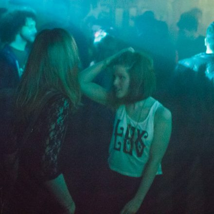 Darf denn Liebe Synthie sein? @ The Loft