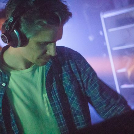 Darf denn Liebe Synthie sein? @ The Loft