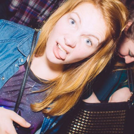 Darf denn Liebe Synthie sein? @ The Loft