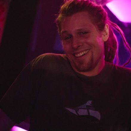 Darf denn Liebe Synthie sein? @ The Loft