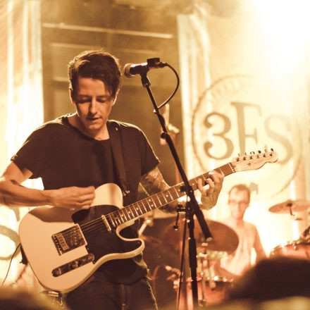3 Feet Smaller @ Arena Wien
