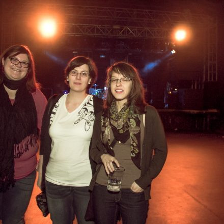 3 Feet Smaller @ Arena Wien