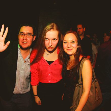 BEHAVE! Red Light District @ U4