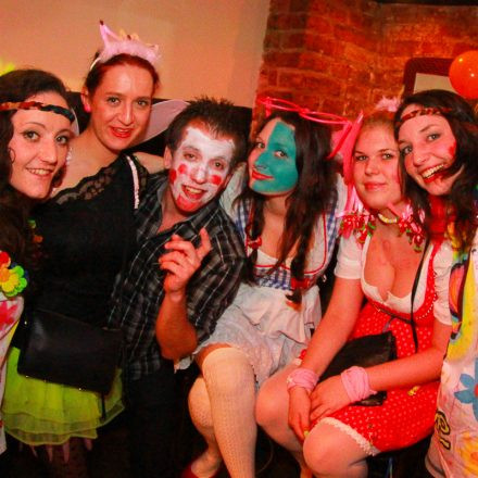 Fasching VS. Halloween
