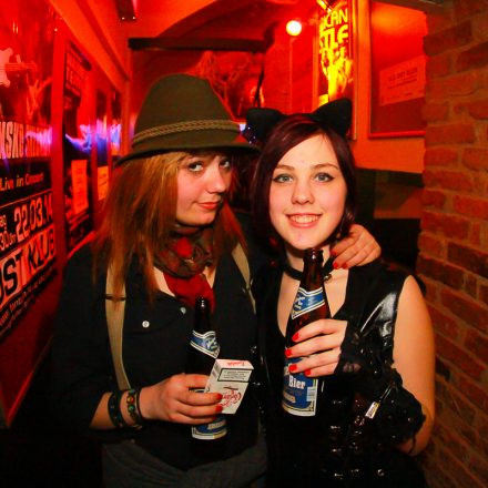 Fasching VS. Halloween