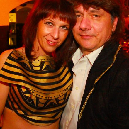 Fasching VS. Halloween