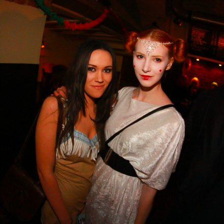 Fasching VS. Halloween