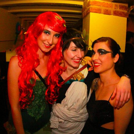 Fasching VS. Halloween