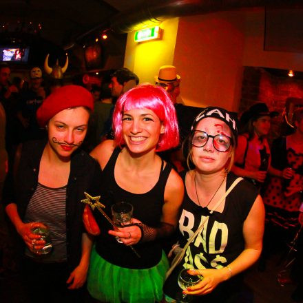 Fasching VS. Halloween
