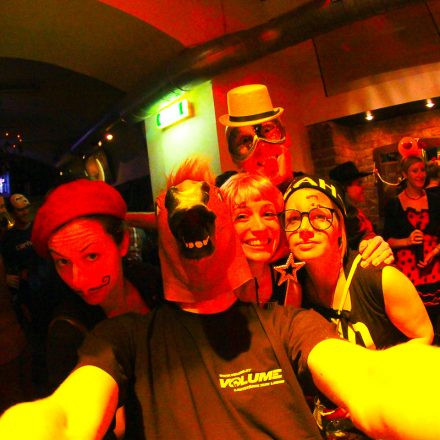 Fasching VS. Halloween