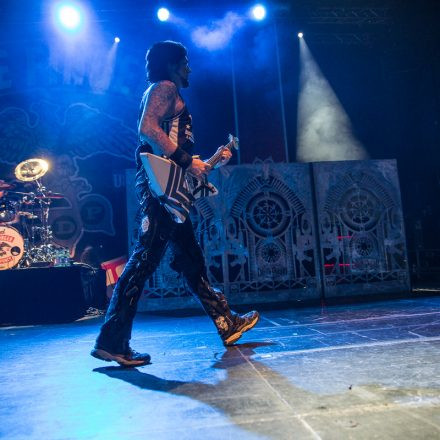 Five Finger Death Punch @ Gasometer