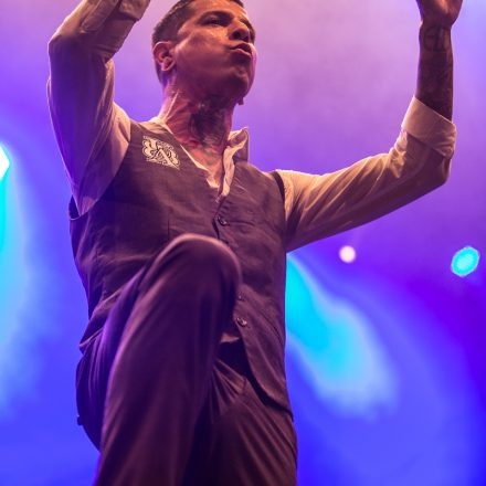 Five Finger Death Punch @ Gasometer