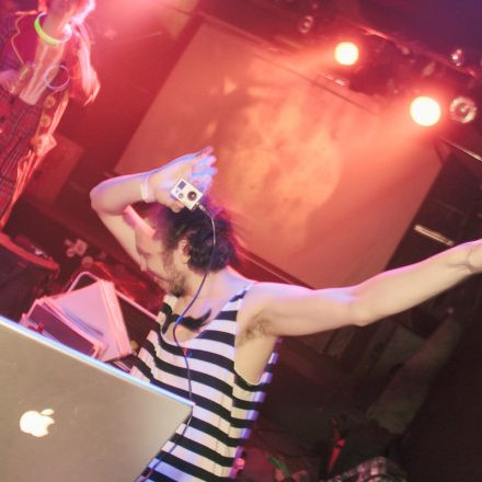 Zirkus Abnormal @ Fluc Wanne
