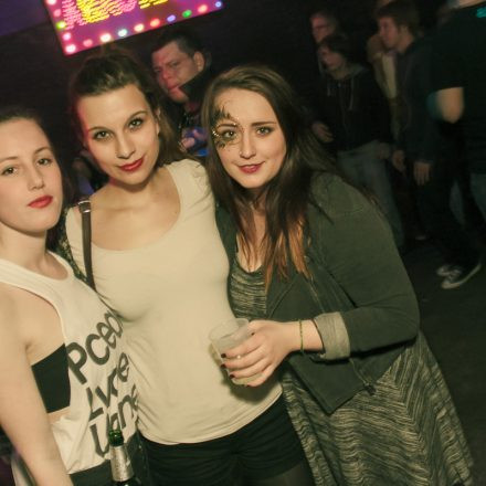 Zirkus Abnormal @ Fluc Wanne