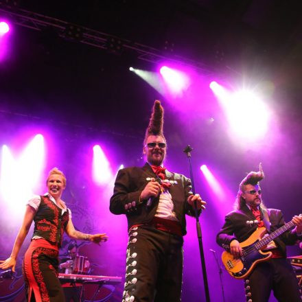 Leningrad Cowboys @ Gasometer