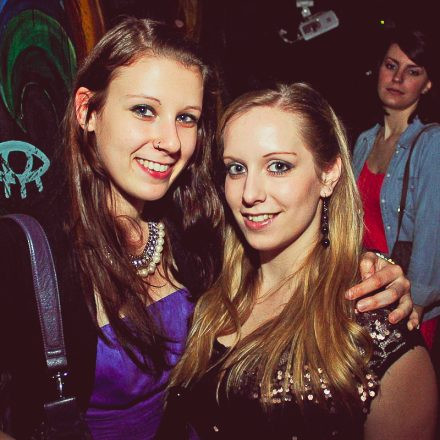 Nascherei mit Moritz Guhling @ Auslage