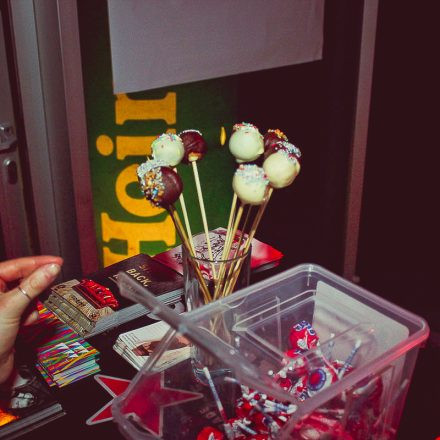 Nascherei mit Moritz Guhling @ Auslage