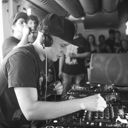 Mainframe pres. Tiefgang feat. Bad Company UK & Hybrid Minds [Supported by Felipe Kolm]